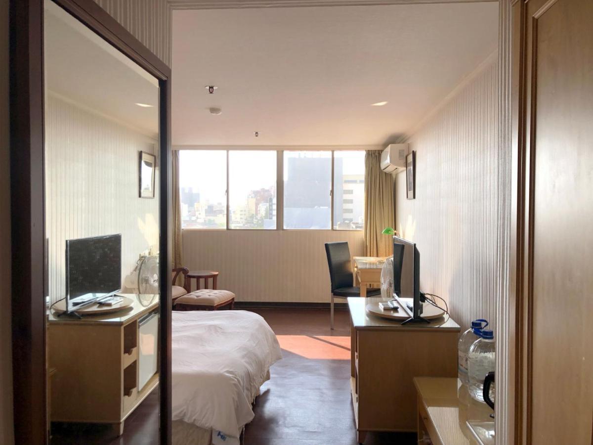 Hermes Hotel Hsinchu stad Exteriör bild